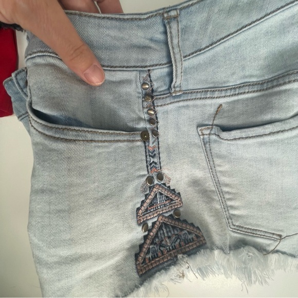 Mossimo High Rise Jean Short Embroidered Bohemian Style - Picture 5 of 16